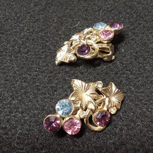 Vintage LERU Clip on Earrings